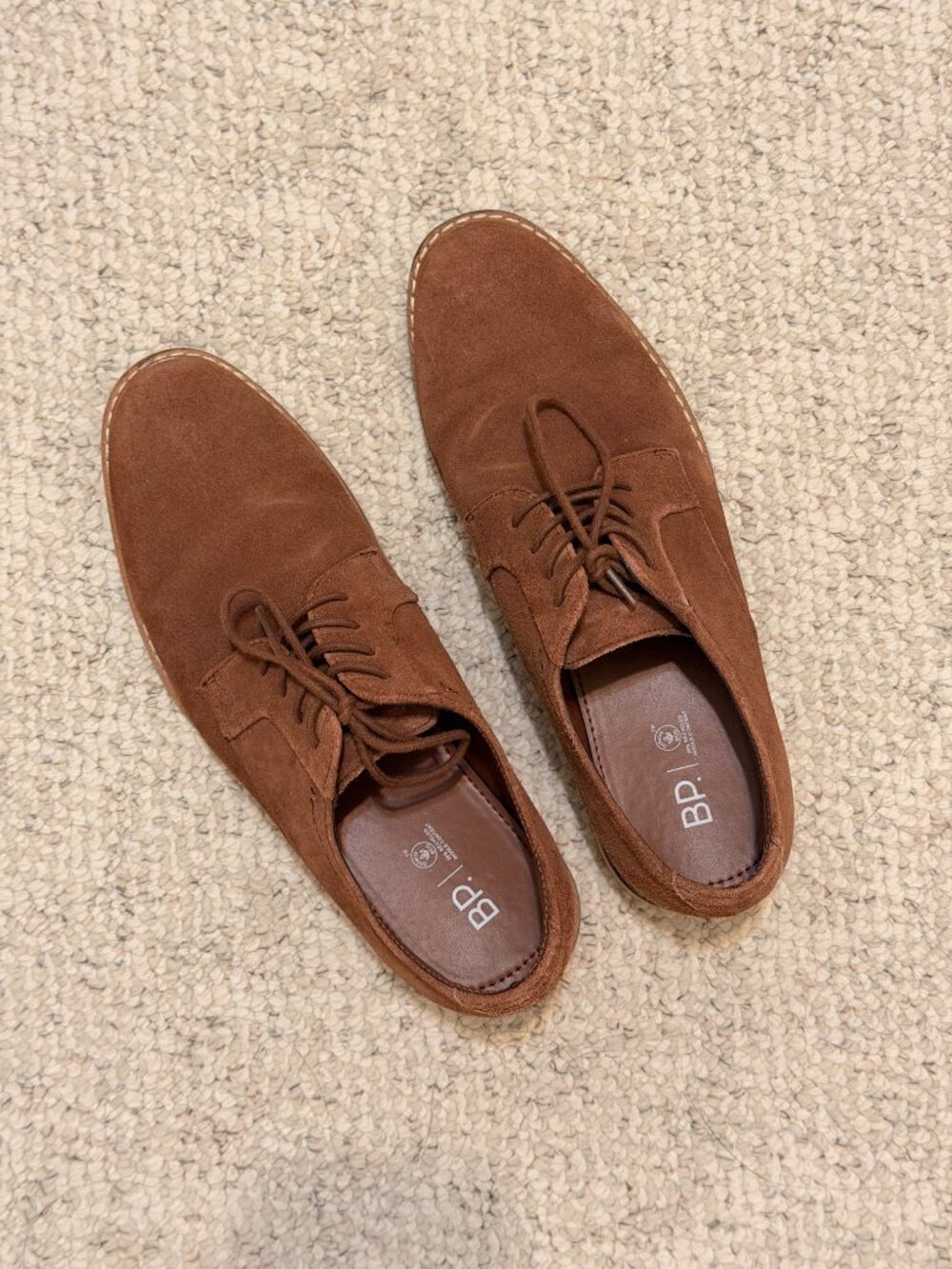 G.H.BASS brand ,brown leather 8.5 mens derby shoes,